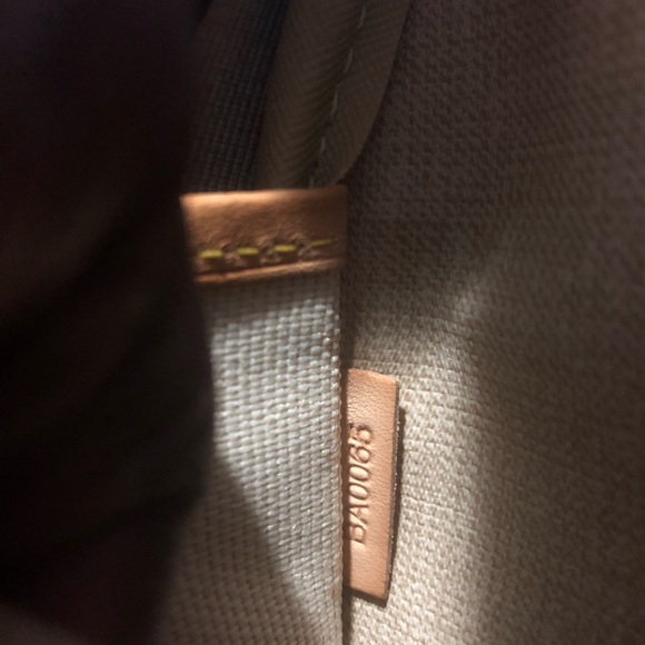 Louis Vuitton Monogram Trouville - Picture 8 of 15